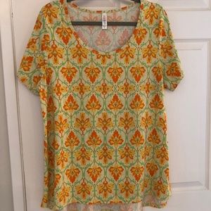 Fresh and Summery LulaRoe Classic T